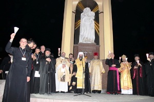 У Зарваниці триває Всеукраїнської проща.(ФОТО,ВІДЕО)